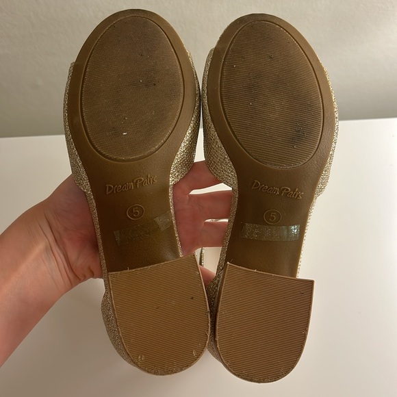 Gold Glitter Heels || Women’s Size 5 - Picture 2 of 4